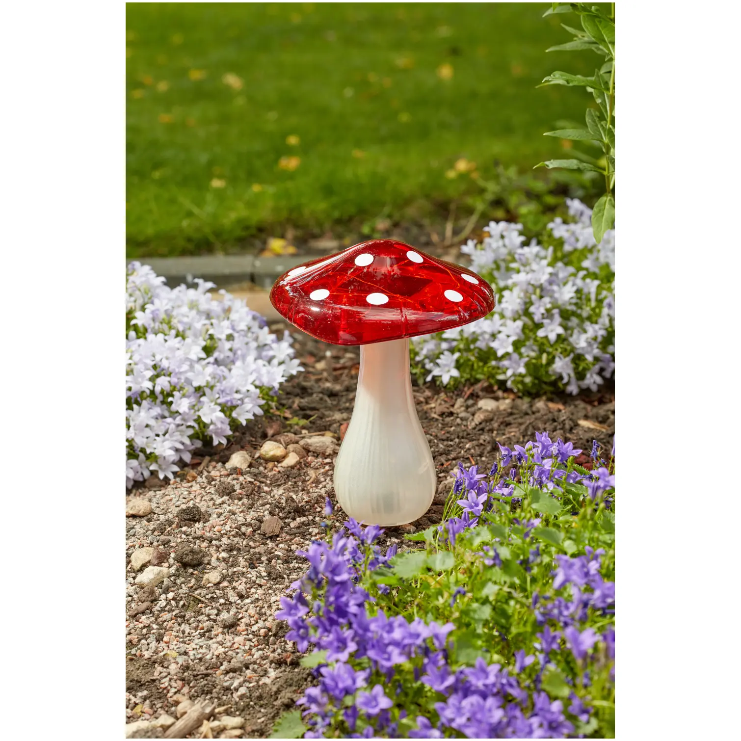 Smart Garden Mega Mushrooms Solar Light garden decor UK
